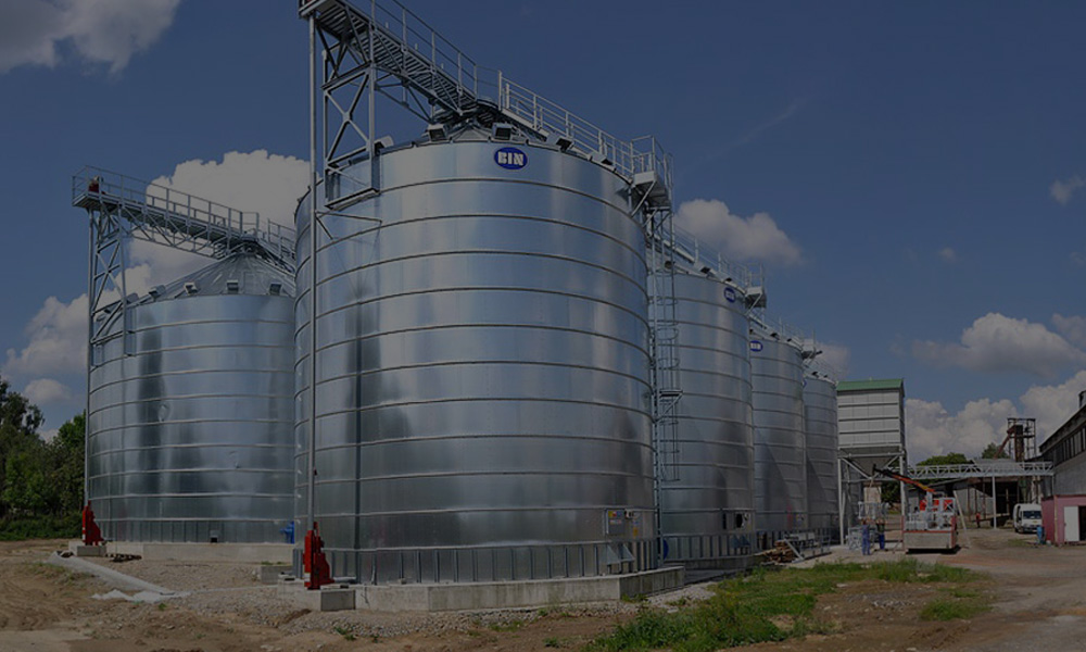 Вертикальные резервуары изготовленные методом рулонирования