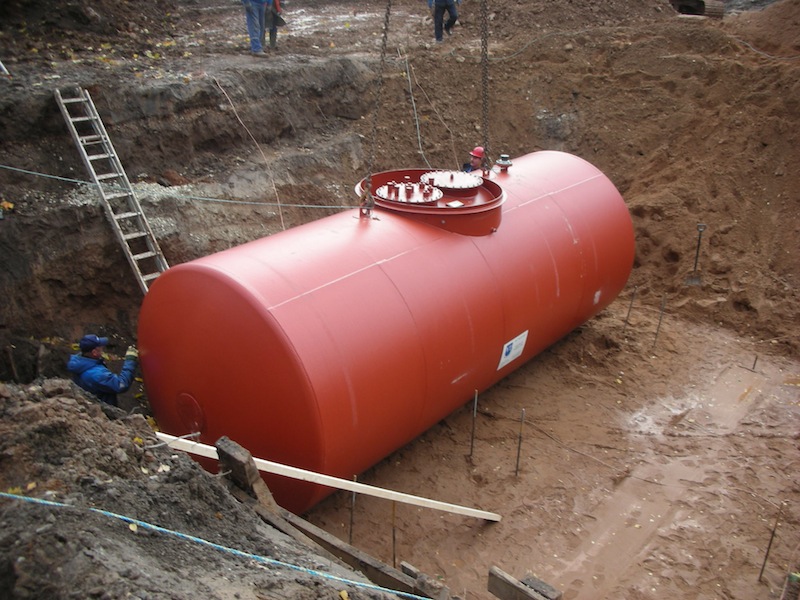 Резервуары горизонтальные наземные и подземные